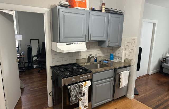 Nicely updated 2 bed in South Boston!  This is a STEAL at this price! photos photos