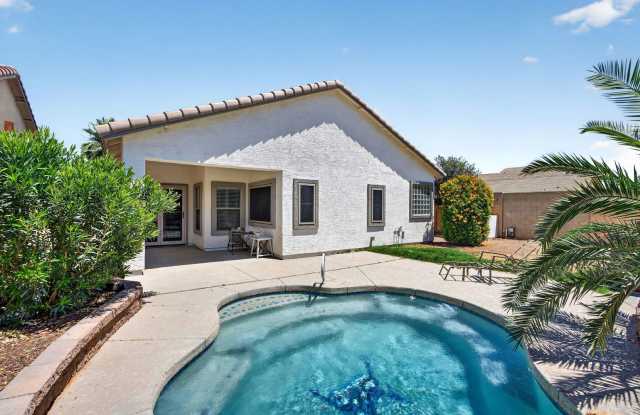 4 Bed, 2 Bath Pool Home photos photos 4 Bed, 2 Bath Pool Home photos photos