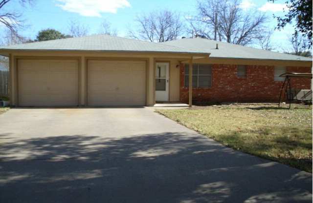 Welcome Home to Comfortable Living in Sherwood Terrace Addition COMING SOON! photos photos