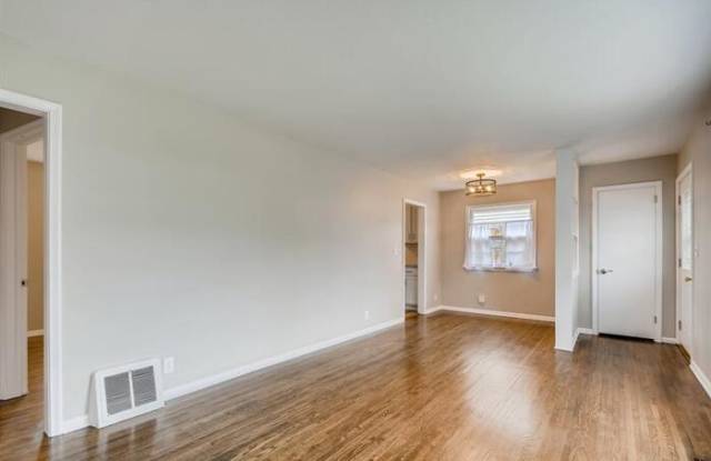 3412 Yukon Avenue South Gallery 4