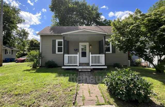 413 N Center photos photos