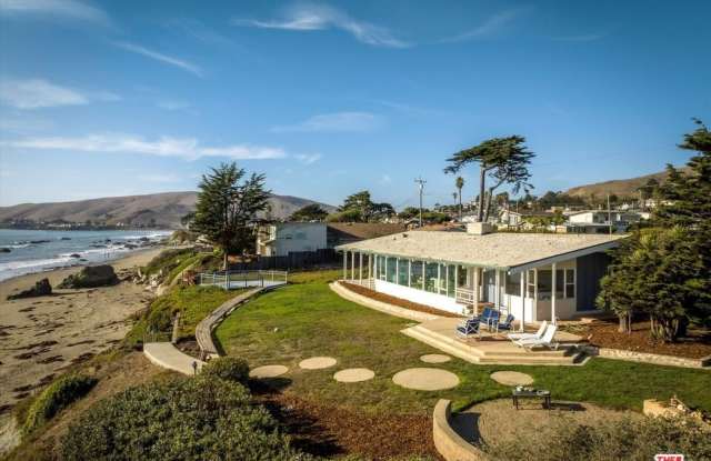 768 Pacific Ave - 768 Pacific Avenue, Cayucos, CA 93430
