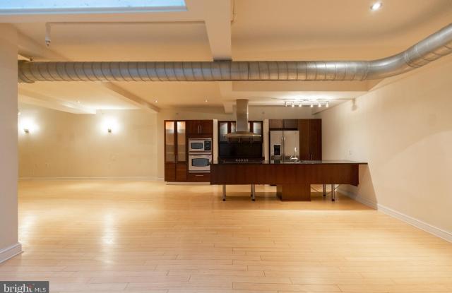 126 CHESTNUT STREET Gallery 4