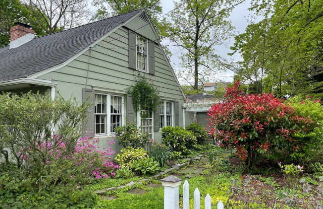 705 POMONA Avenue - 705 Pomona Avenue, Barrington, NJ 08033 705 POMONA Avenue - 705 Pomona Avenue, Barrington, NJ 08033