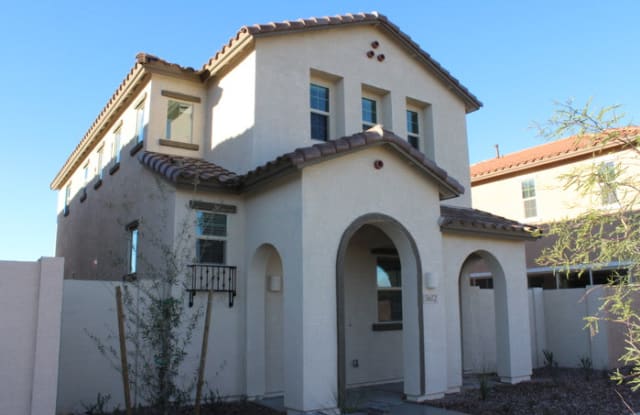 3672 East Honeysuckle Drive - 3672 E Honeysuckle Dr, Chandler, AZ 85286