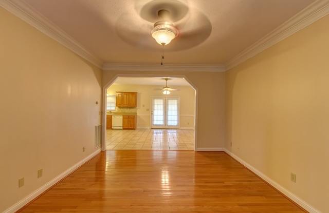 2790 Mable Lane Gallery 4