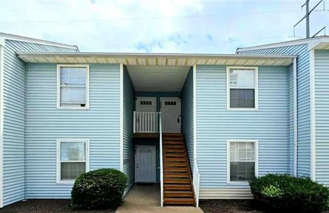 Charming Top-Floor Condo in the Heart of Virginia Beach photos photos