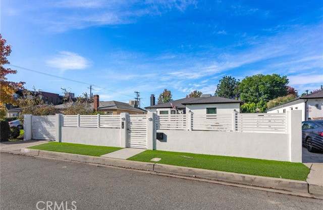 5629 Natick Avenue photos photos