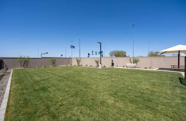 Avilla Western Garden Gallery 4