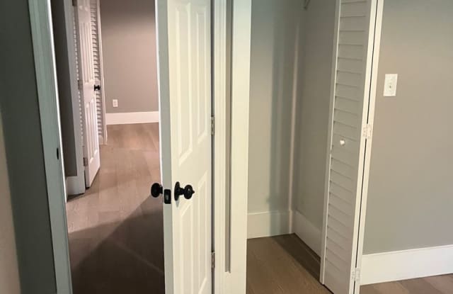 2 BR/1BA | Newly Renovated Unit| In Scottsdale, Georgia photos photos