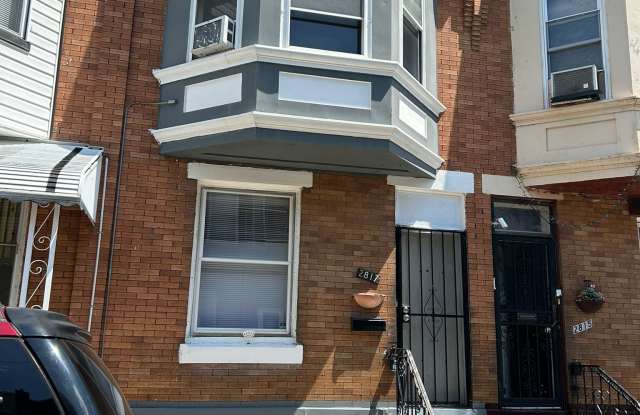2817 North Stillman Street photos photos