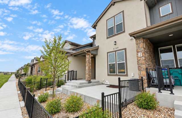 Great Townhouse in Windsor - Highland Meadows Gallery 3