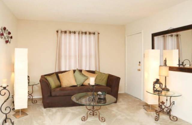 2400 Wickersham Ln, #1018 photos photos