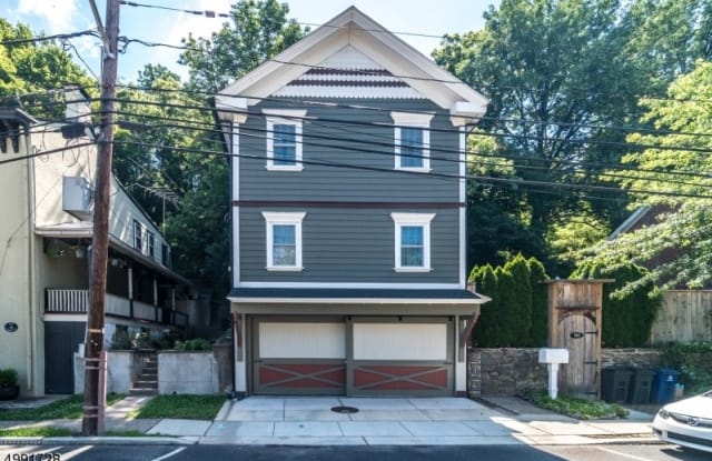 150 S MAIN ST - 150 South Main Street, Lambertville, NJ 08530