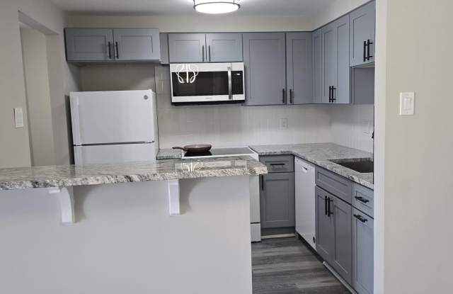 10120 CAMPUS WAY S - 10120 Campus Way South, Largo, MD 20774