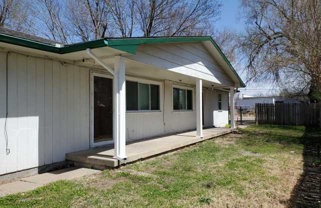 1616 S Santa Fe unit B Gallery 3