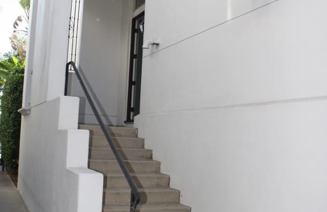 1744 Grand Avenue #3 Gallery 3
