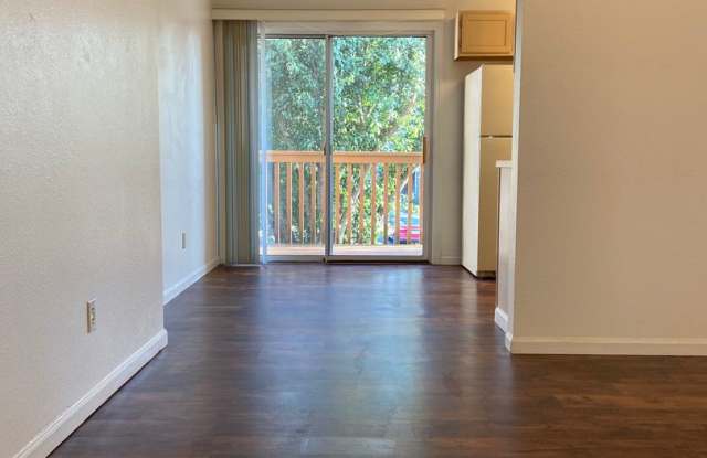 Condominium in FoxPointe photos photos Condominium in FoxPointe photos photos