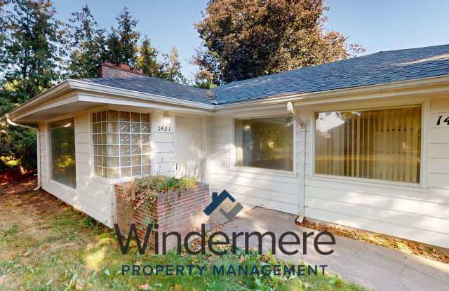 1421 Monroe St. *single family home with two-car garage* photos photos