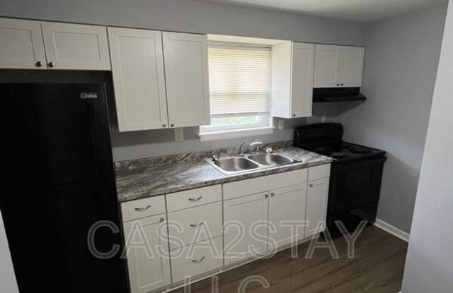 4805 Saddlebrook Lane Gallery 1