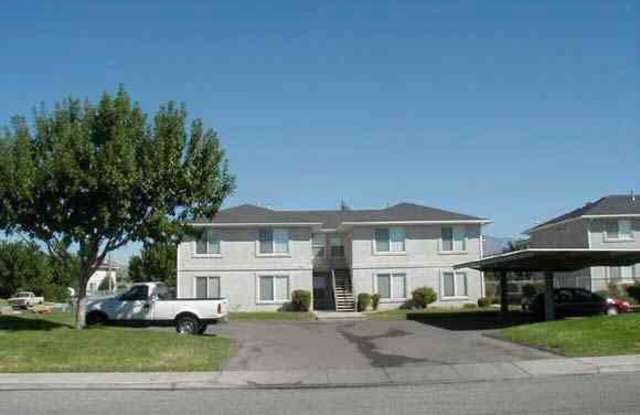 1063 S 430 E Apt 3 photos photos