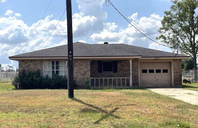 3B/2B Home Available in Westlake-SECTION 8 ACCEPTED - 1125 Shady Lane, Westlake, LA 70669
