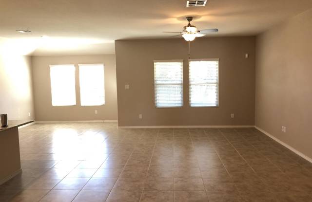 836 Hillrose Drive Gallery 4