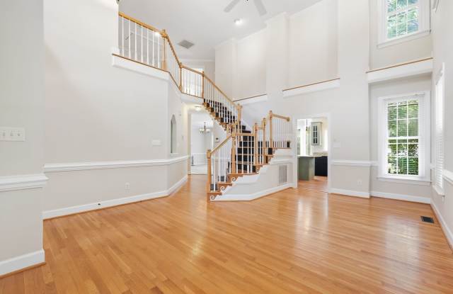 105 Halpen Drive Gallery 4