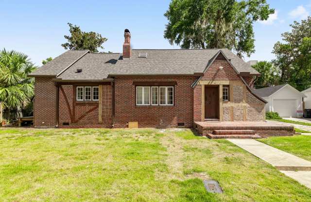 1226 NW 4th Ave photos photos