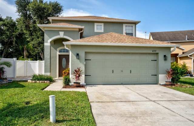 6133 LANSHIRE DRIVE - 6133 Lanshire Drive, Town 'n' Country, FL 33634