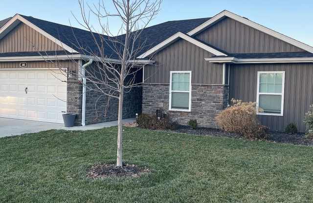 3 Bedroom 2 Bath Home- Off Green Meadows Rd photos photos