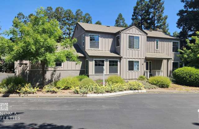 3 Bedroom/2.5 Bathroom Home in Sonoma Greens! photos photos