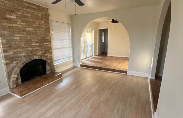 5641 Walzem Road Gallery 4