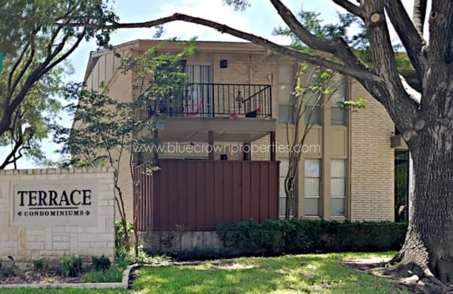 4512 Amesbury Dr - 4512 Amesbury Drive, Dallas, TX 75206