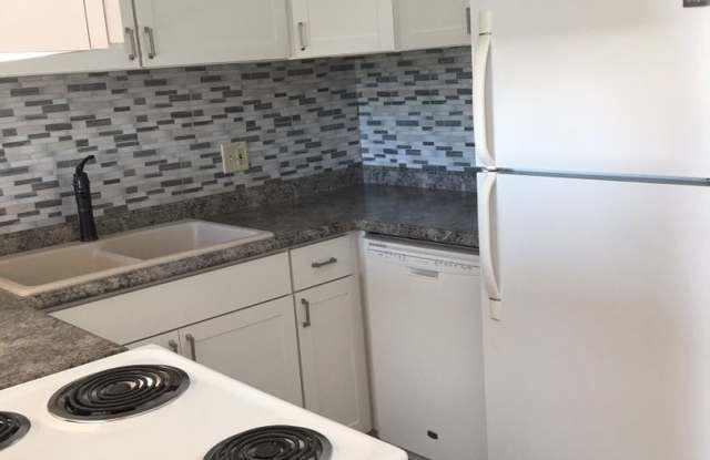 92 Quarry Hill Rd. Unit #2 Gallery 4