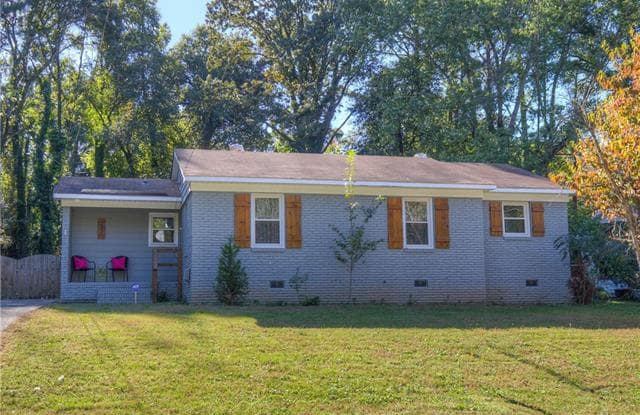 116 Wyanoke Avenue - 116 Wyanoke Avenue, Charlotte, NC 28205