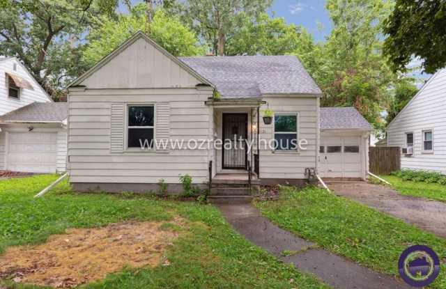 2126 Marlow Rd - 2126 Marlow Road, Toledo, OH 43613