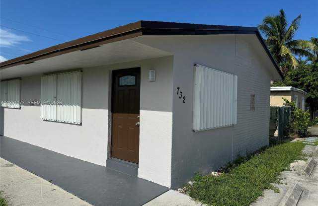 732 SW 6th St photos photos