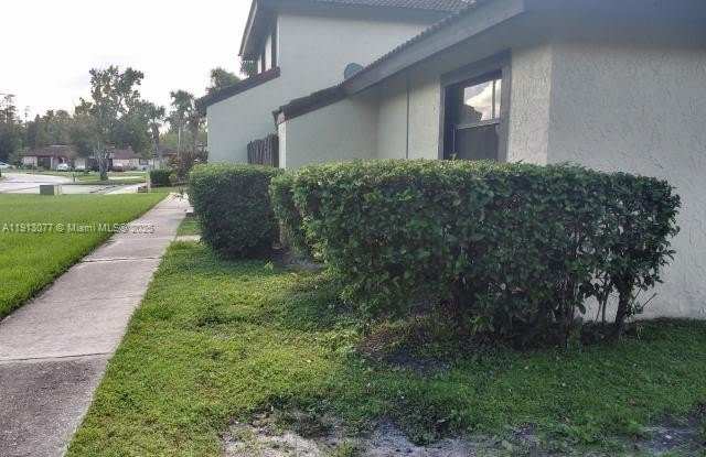 428 Hunter Circle photos photos