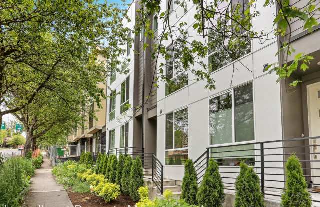 10162 Holman Rd NW Unit D - 10162 Holman Road Northwest, Seattle, WA 98177