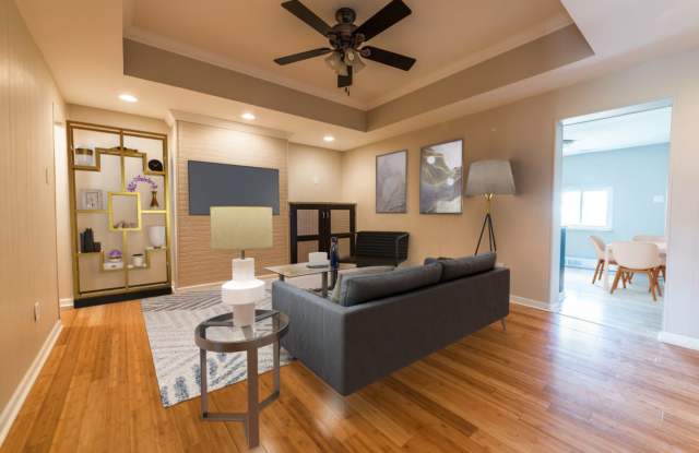 AVAILABLE AUGUST - Gorgeous 3 Bedroom, 1.5 Bath Home on South Side of Pittsburgh with City Skyline Views!! photos photos