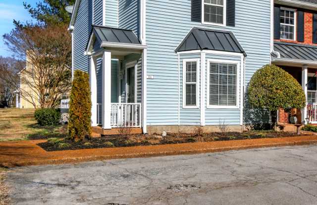 304 Chase Court - 1 Gallery 2