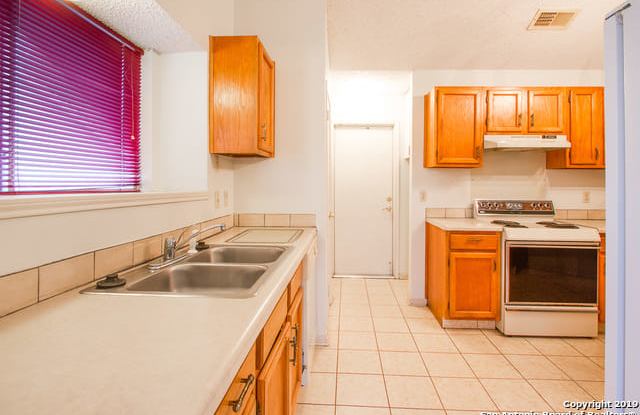 14610 Highland Ridge Gallery 4