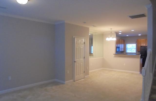 110 Humberside Dr. Gallery 4