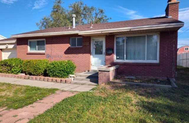 8506 W 3370 S Gallery 2