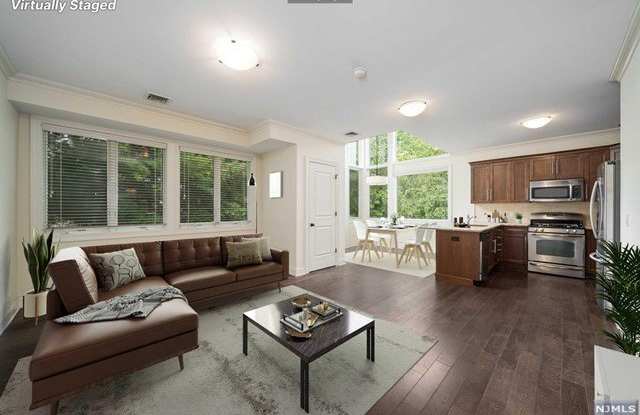 255 Laird Avenue - 255 Laird Avenue, Cliffside Park, NJ 07010
