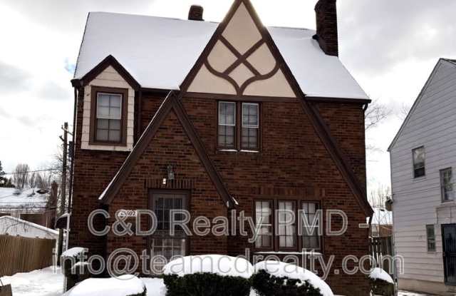 15602 Delrey Ave, Cleveland OH 44128 photos photos