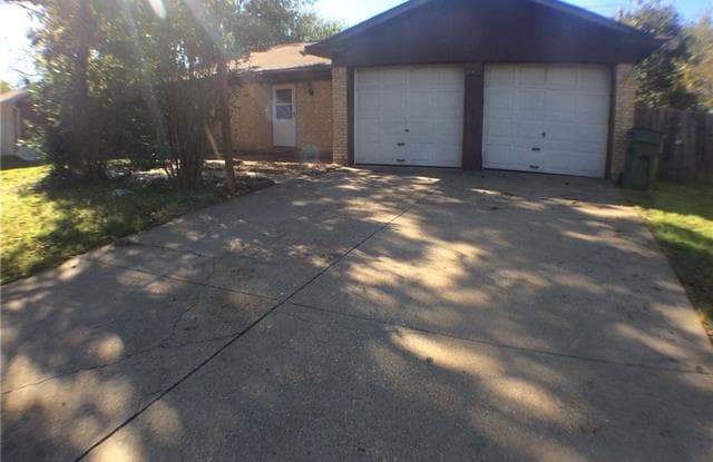 1604 Homemaker Hills Drive - 1604 Homemaker Hills Drive, Arlington, TX 76010