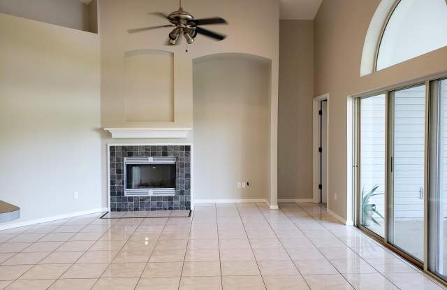 1556 LINKSIDE DR Gallery 4
