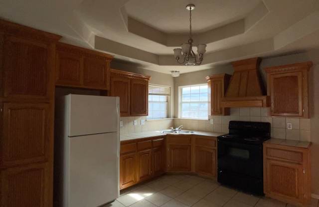 805 W Bronze Dr Gallery 2